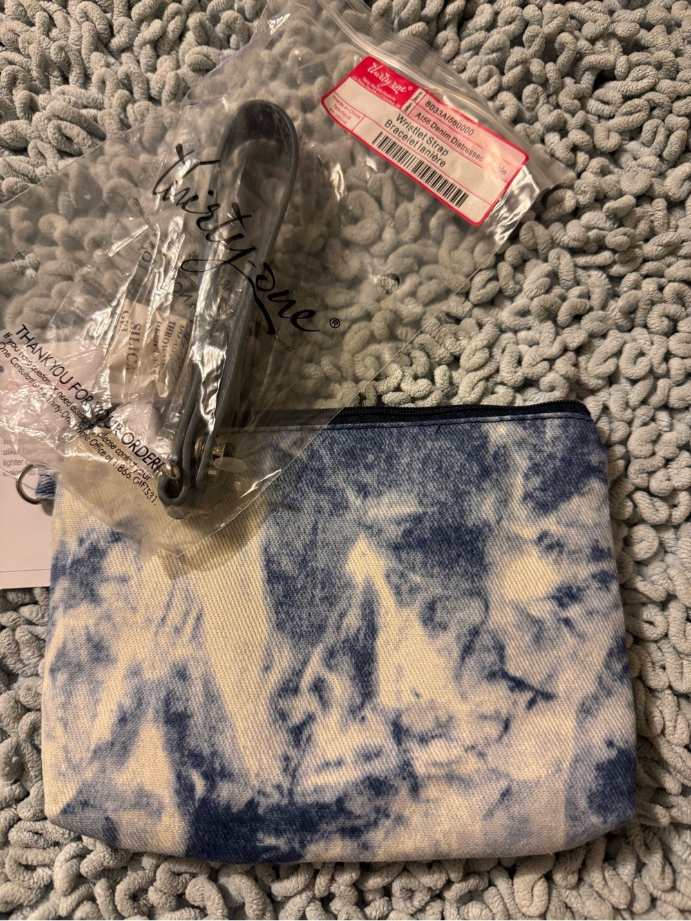 Thirty-one small Zipper Pouch blue Tie-Dye with strap NWT